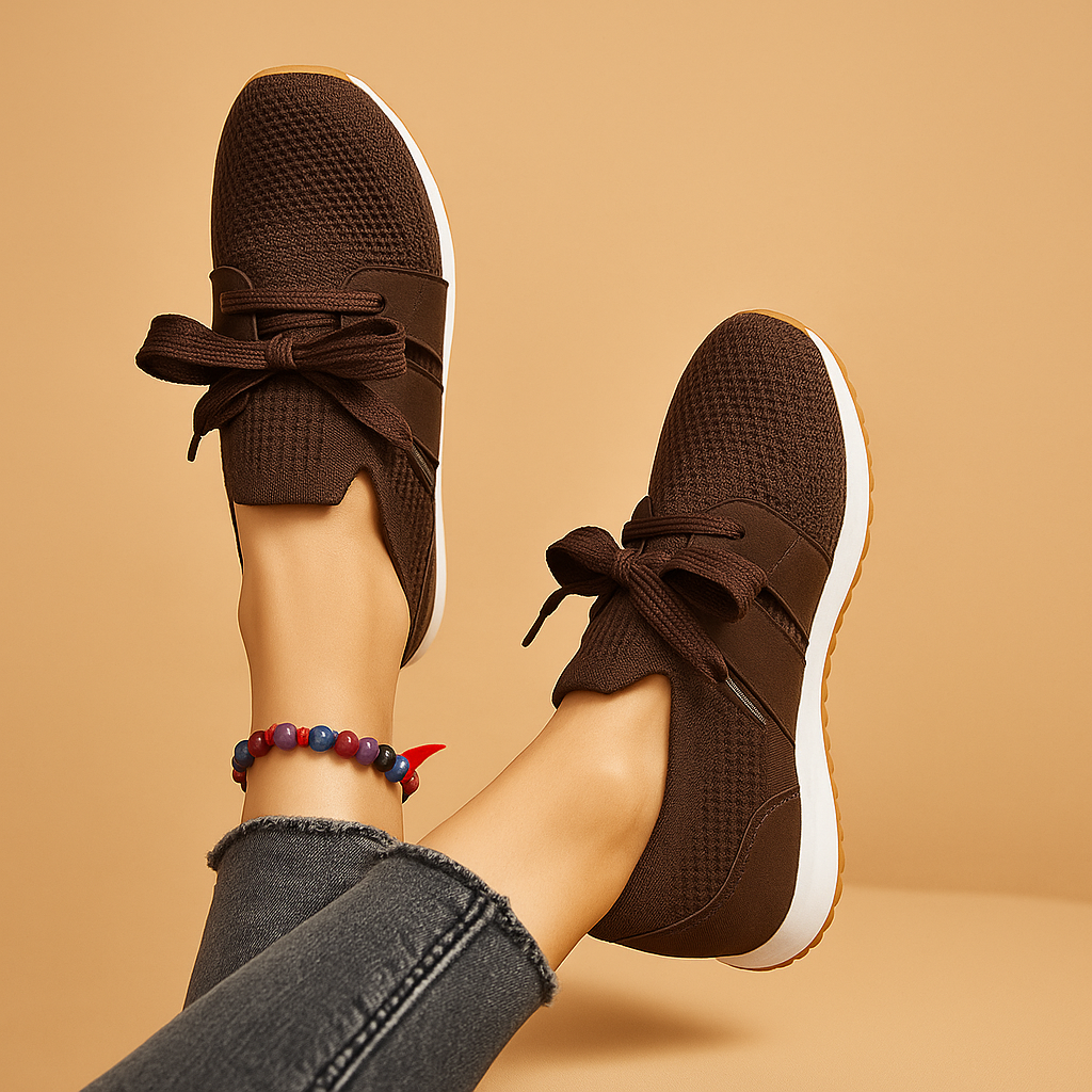 Casual sneakers voor dames met vetersluiting, ademend materiaal en zachte binnenzool, perfect voor dagelijks gebruik en comfort tijdens het lopen.