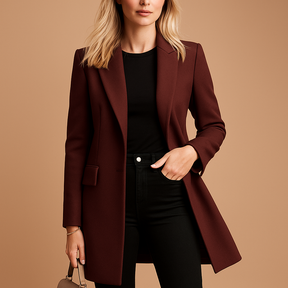 Double-breasted trenchcoat voor dames met getailleerde pasvorm en klassieke details. Elegant, veelzijdig en ideaal voor werk of dagelijks gebruik.