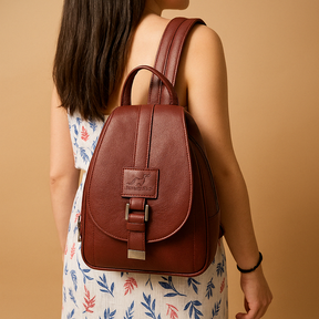 Elegante dames rugzak met minimalistisch design en stevig model, ideaal voor dagelijks gebruik, werk en reizen.