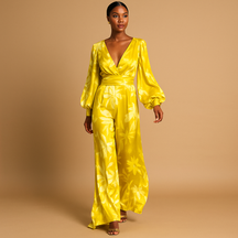 Elegante damesjurk met flatterende pasvorm en knielengte, perfect voor feestjes, diners en bruiloften