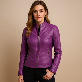 Elegante dames jas met kraag, symmetrische ritssluiting en moderne details, ideaal voor stijlvolle looks in herfst en lente.