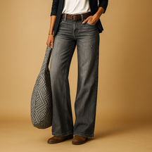 Elegante rechte damesbroek in blauw en grijs, perfect voor formele gelegenheden, werk en casual chique outfits.