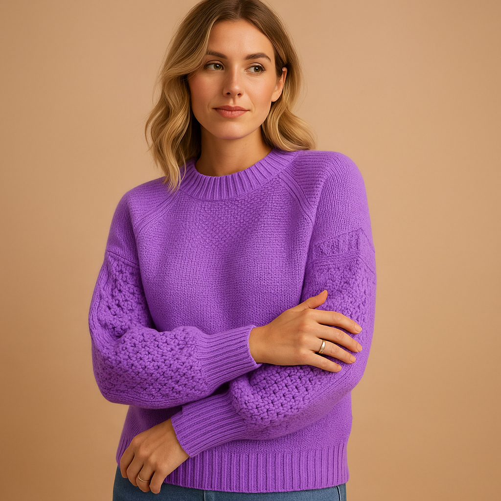 Gebreide damestrui met ronde hals en lange mouwen, zacht en ademend voor casual, werk- en avondlooks in koelere seizoenen.