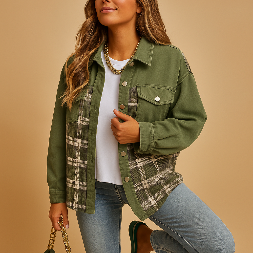 Geruite denim-look jas voor dames met losse pasvorm en zachte stof. Ideaal voor casual layering en semi-formele outfits in elk seizoen.