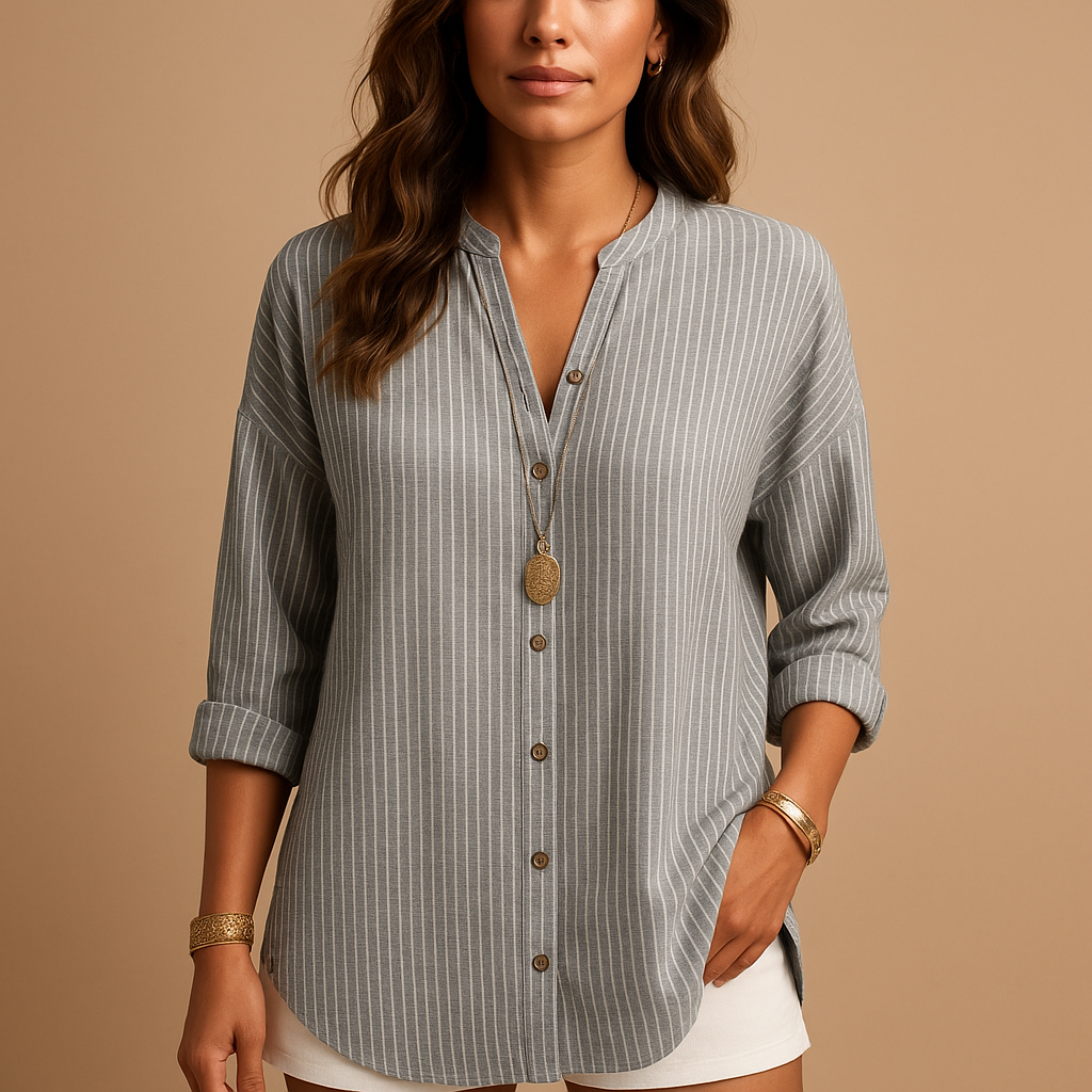 Dames overhemd met V-hals en gestreept patroon, ideaal voor werk en casual gelegenheden, in een comfortabele pasvorm.