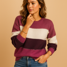 Chic gestreepte damestrui van zachte garens, warm en comfortabel, ideaal voor casual of elegante herfst- en winterlooks.