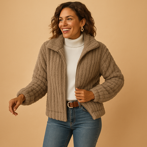 Lang fleece vest voor dames met opstaande kraag en zakken, ideaal voor casual outfits en frisse dagen.