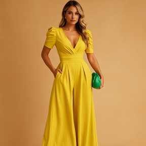Elegante lange dames jumpsuit met getailleerde pasvorm, ideaal voor gala’s, formele diners en speciale gelegenheden.