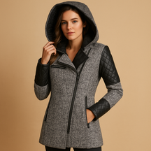 Lange winterjas met capuchon voor dames in zwart, marineblauw en beige. Warm, isolerend en stijlvol voor dagelijks gebruik en formele gelegenheden.