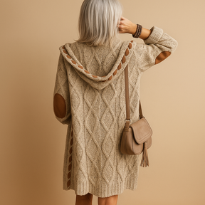 Lichtgewicht gebreid vest voor dames met lange mouwen en capuchon, ideaal voor koel weer en casual tot semi-formele looks.