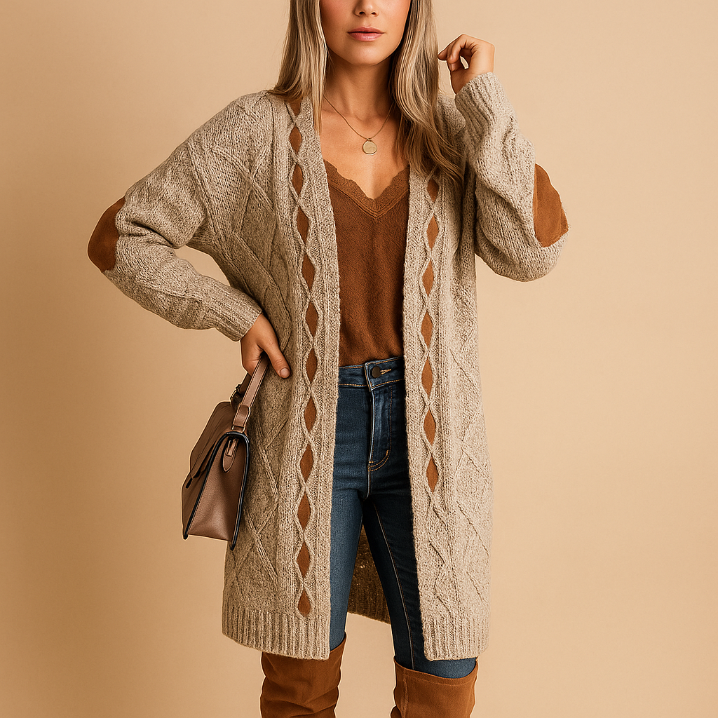 Lichtgewicht gebreid vest voor dames met lange mouwen en capuchon, ideaal voor koel weer en casual tot semi-formele looks.