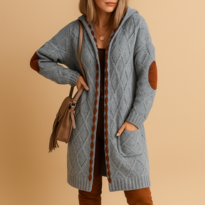 Lichtgewicht gebreid vest voor dames met lange mouwen en capuchon, ideaal voor koel weer en casual tot semi-formele looks.