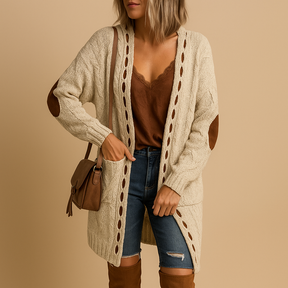 Lichtgewicht gebreid vest voor dames met lange mouwen en capuchon, ideaal voor koel weer en casual tot semi-formele looks.