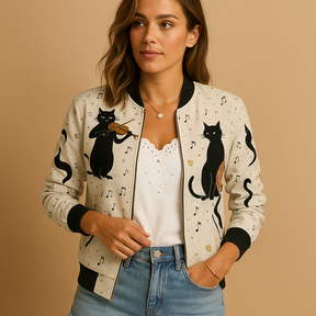 Lichtgewicht zomerjas met print voor dames, ademend en comfortabel. Perfecte layering voor warme dagen, reizen en casual zomerse outfits.
