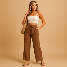 Dames loungebroek met hoge taille, rechte pijpen en soepele stof, perfect voor thuis, ontspanning of casual outfits.