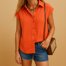 Mouwloos linnen overhemd voor dames in zomerse kleuren, ideaal voor warme dagen en casual outfits.