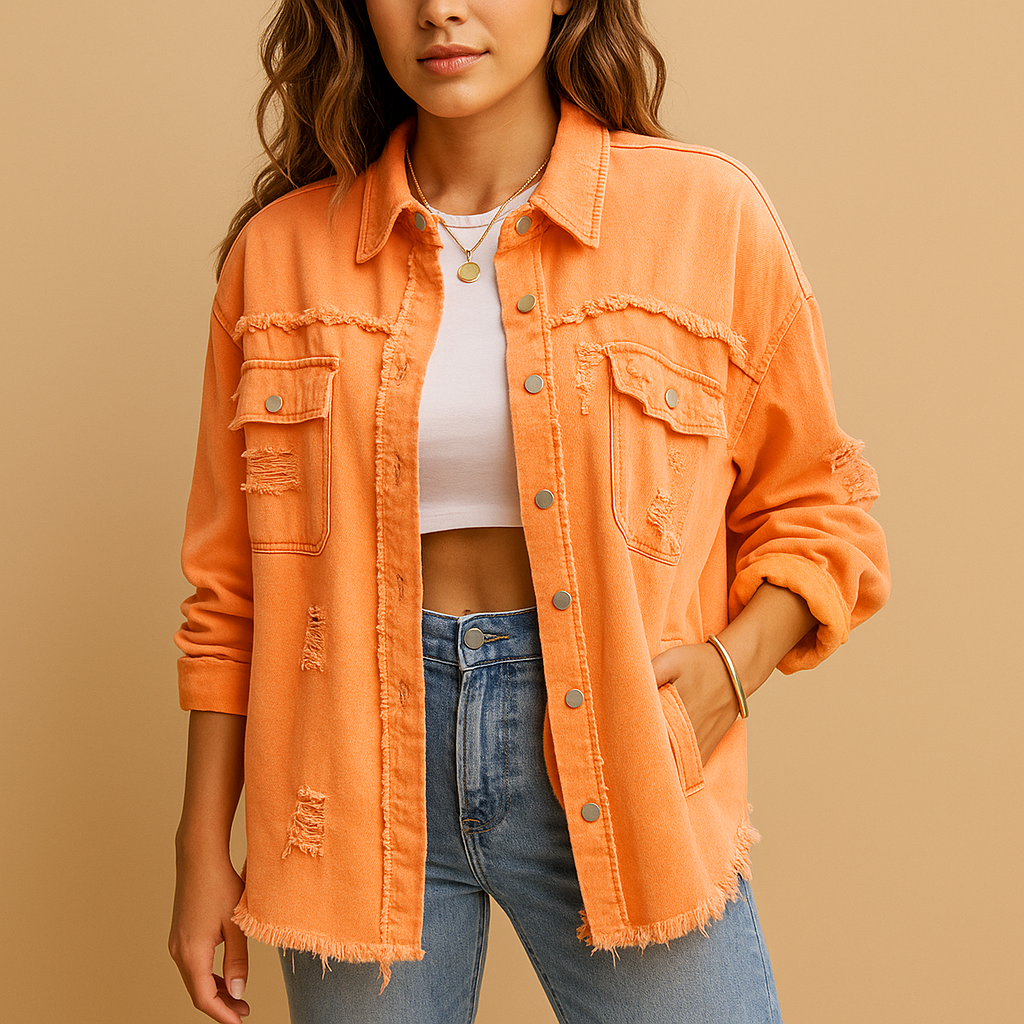 Oversized spijkerjas met vintage look voor dames, comfortabel en trendy met distressed details. Perfect voor casual outfits en city looks.