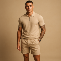 Streetwear set voor heren met ademend shirt en short in moderne stijl, perfect voor ontspannen dagen en stedelijke outfits.