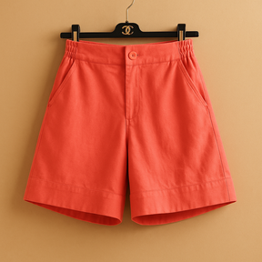 Tijdloze dames korte broek met luchtig en ademend materiaal, ideaal voor zomerse dagen, vakanties en casual outfits